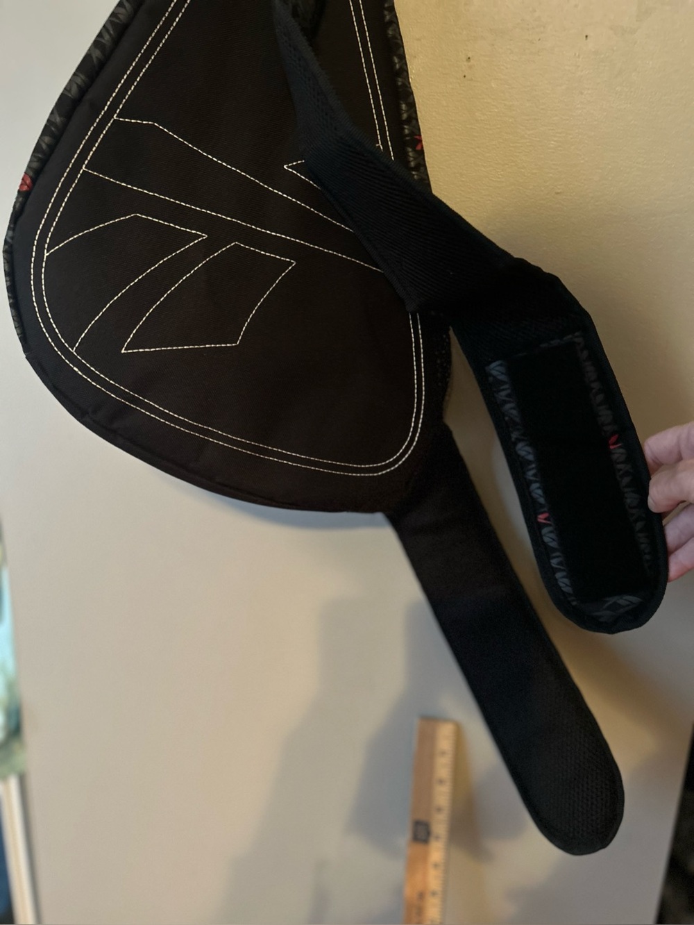 Reebok sling sports bag / like new - Picture 7 of 15